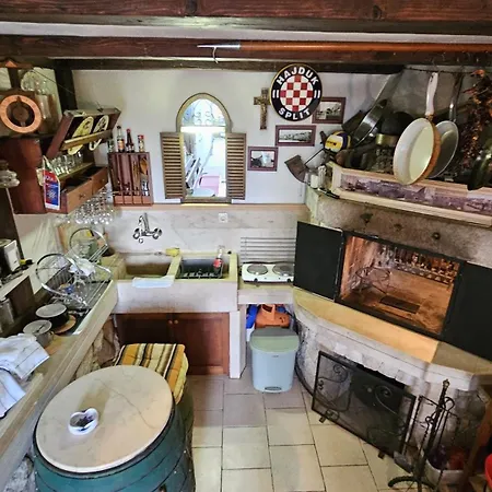 Acapella Apartment *