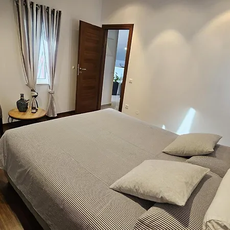 Acapella Apartment *