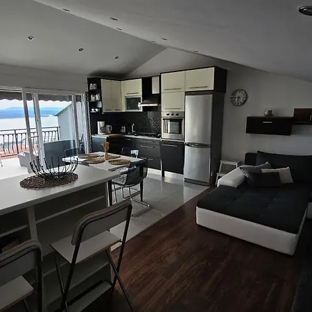 Acapella 茨里克韦尼察